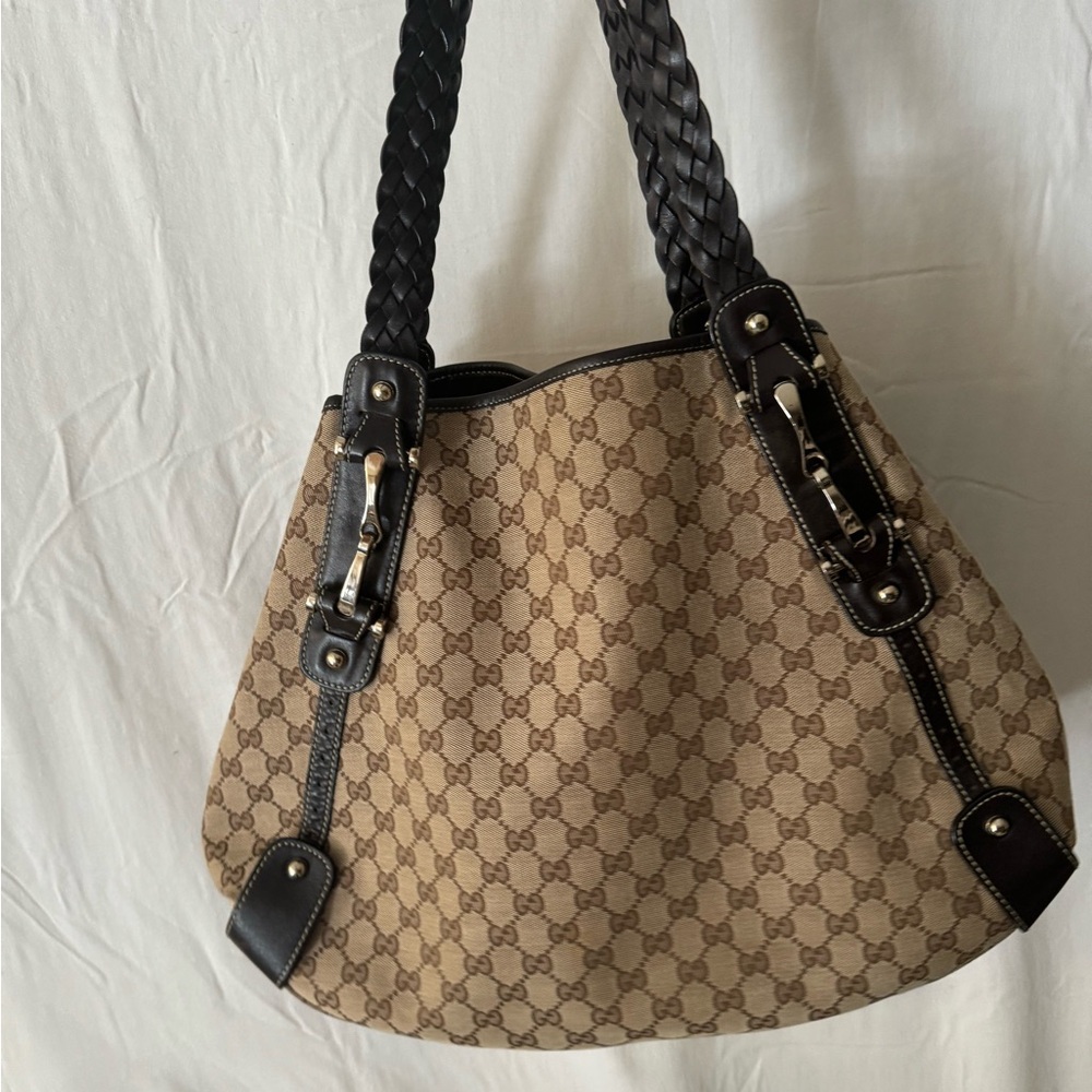Gucci Oversized Large Pelham Tote - Picture 9 of 13